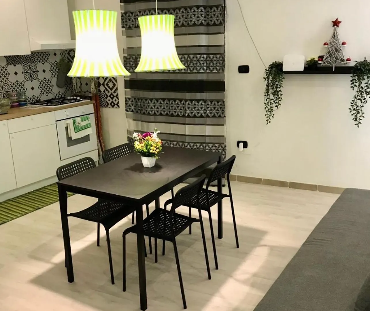 דירות Maclahouse Napoli Centrale 0*, נאפולי איטליה